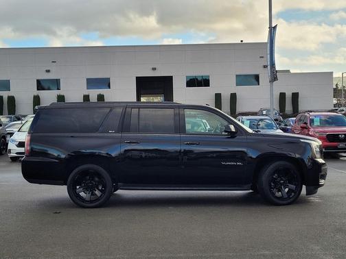 2019 GMC Yukon XL SLT