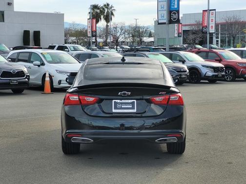 2024 Chevrolet Malibu FWD RS