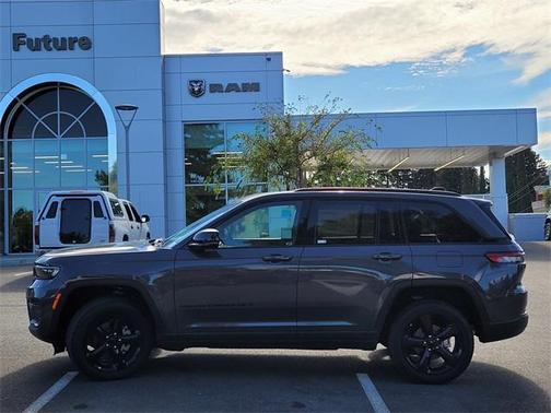 2025 Jeep Grand Cherokee Altitude