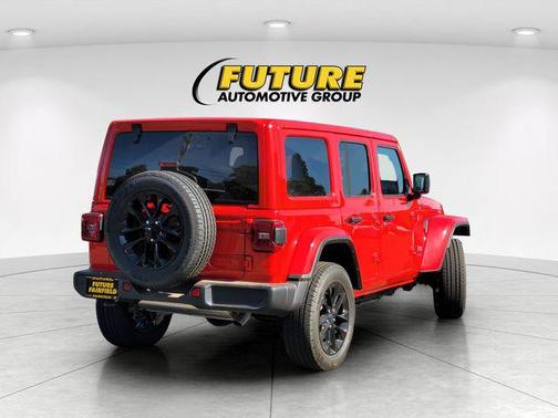 2025 Jeep Wrangler 4xe Sahara
