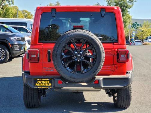 2025 Jeep Wrangler 4xe Sahara