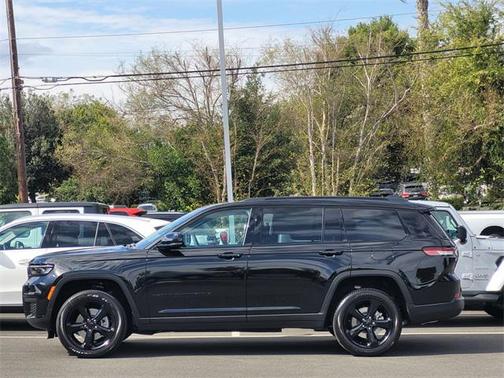 2025 Jeep Grand Cherokee L Altitude
