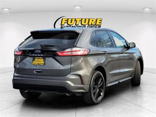 2022 Ford Edge ST Line