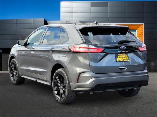 2022 Ford Edge ST Line