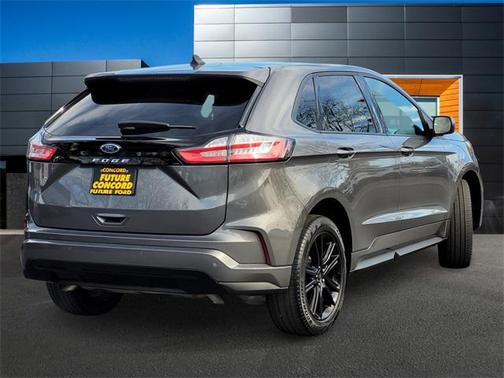 2022 Ford Edge ST Line