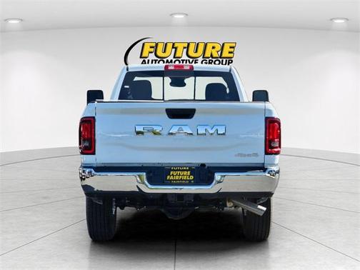 2025 RAM 2500 Tradesman Regular Cab 4x4 8' Box