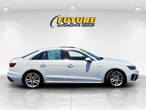 2022 Audi A4 45 S line Premium Plus