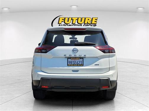 2025 Nissan Rogue S