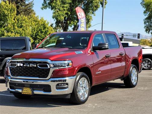 2025 RAM 1500 Big Horn/Lone Star