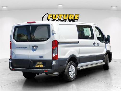 2022 Ford Transit-250 Base