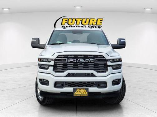 2025 RAM 2500 Big Horn Crew Cab 4x4 6'4' Box
