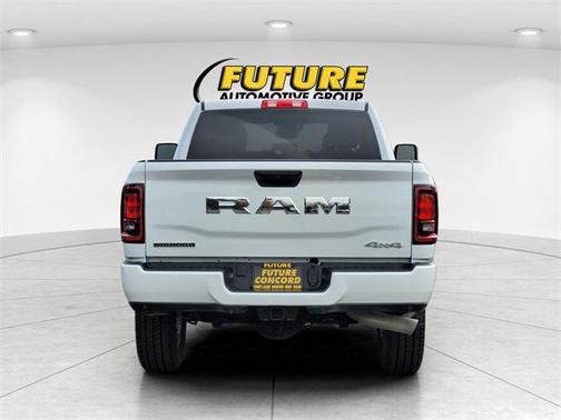 2025 RAM 2500 Big Horn Crew Cab 4x4 6'4' Box