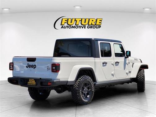 2025 Jeep Gladiator Willys