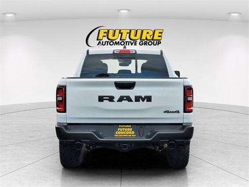 2026 RAM 1500 Warlock Crew Cab 4x4 5'7' Box