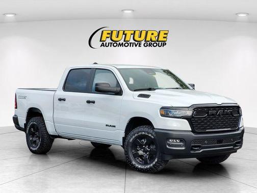 2026 RAM 1500 Warlock Crew Cab 4x4 5'7' Box