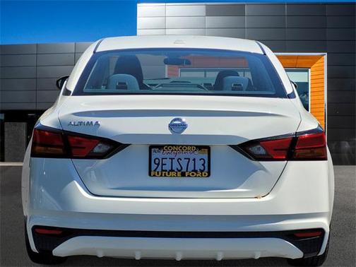 2020 Nissan Altima S FWD