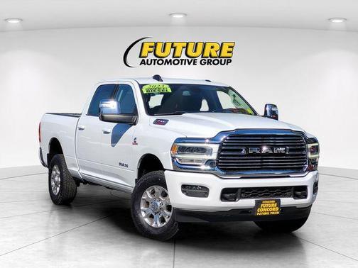 2023 RAM 2500 Laramie Crew Cab 4x4 6'4' Box