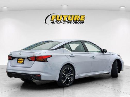 2024 Nissan Altima SR FWD