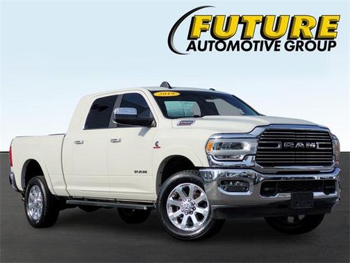 Photo 1 of 28 of 2019 RAM 2500 Laramie
