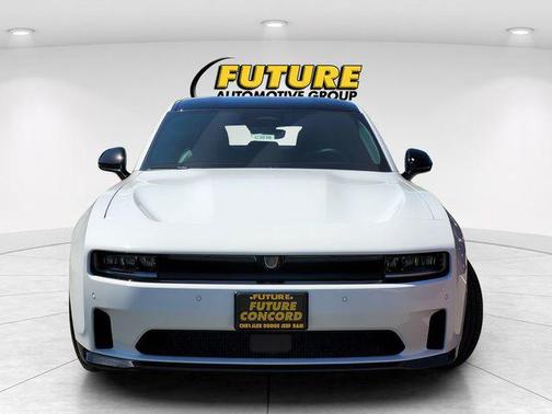 Bright White Clearcoat 2025 Dodge Charger Daytona R/T