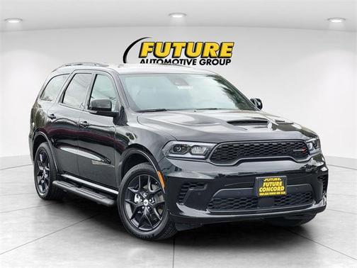 DB Black Crystal Clearcoat 2026 Dodge Durango GT Plus