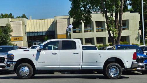 2025 RAM 3500 Laramie Crew Cab 4x4 8' Box