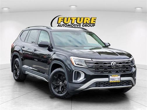 2024 Volkswagen Atlas 2.0T SE w/Technology 4MOTION