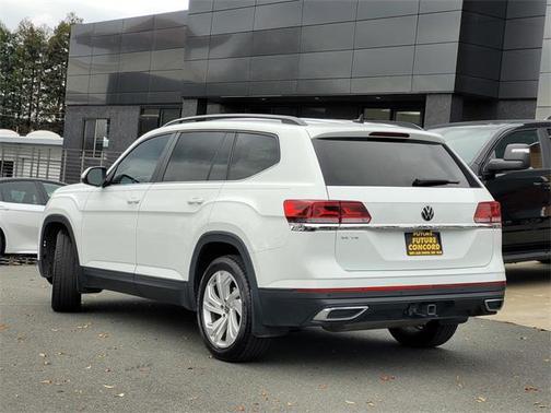 2022 Volkswagen Atlas 3.6L SE w/Technology