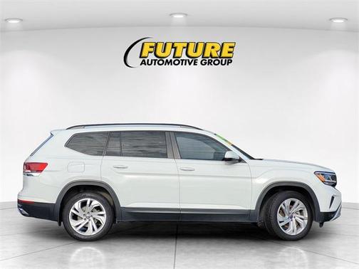 2022 Volkswagen Atlas 3.6L SE w/Technology