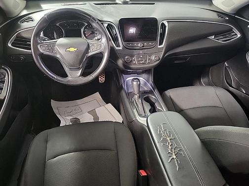 2017 Chevrolet Malibu 1LT