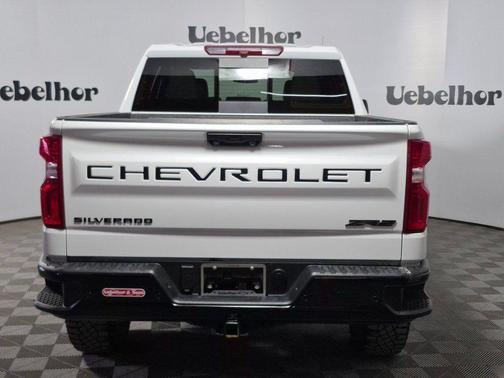 2025 Chevrolet Silverado 1500 ZR2