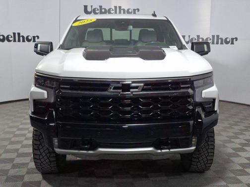 2025 Chevrolet Silverado 1500 ZR2
