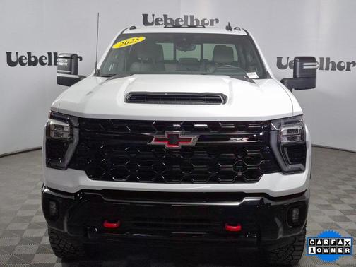 2025 Chevrolet Silverado 2500 ZR2
