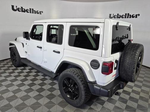 2021 Jeep Wrangler Unlimited Sahara Altitude