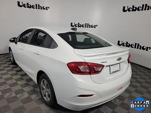 2018 Chevrolet Cruze LS