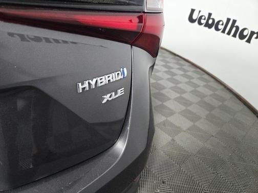 2022 Toyota Prius XLE