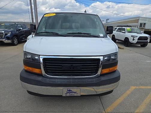 2017 GMC Savana 3500 LT