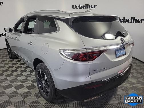 2022 Buick Enclave Essence