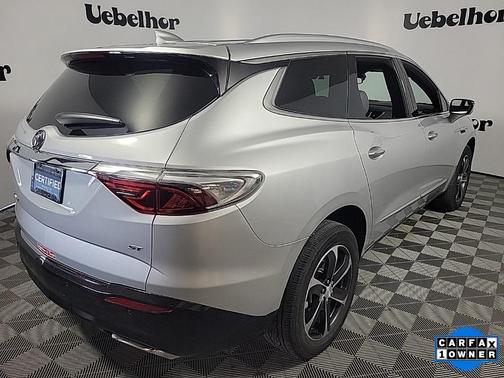 2022 Buick Enclave Essence