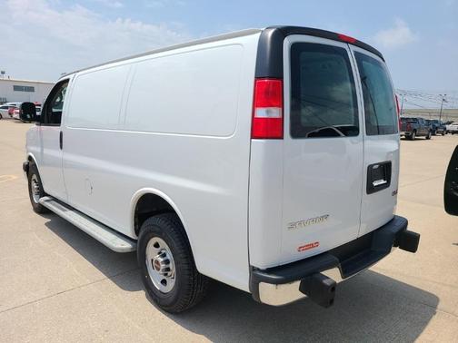 Photo 3 of 13 of 2020 GMC Savana 2500 Work Van