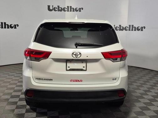 2019 Toyota Highlander LE