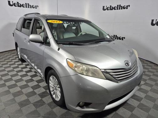 2013 Toyota Sienna XLE