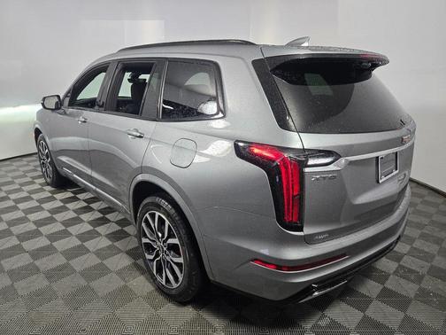 2025 Cadillac XT6 Sport AWD
