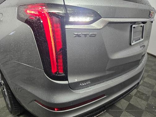 2025 Cadillac XT6 Sport AWD