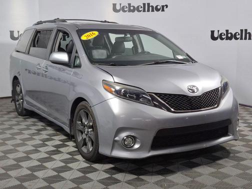 2016 Toyota Sienna SE Premium