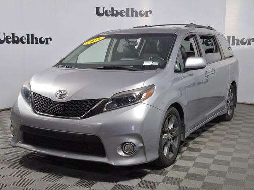 2016 Toyota Sienna SE Premium