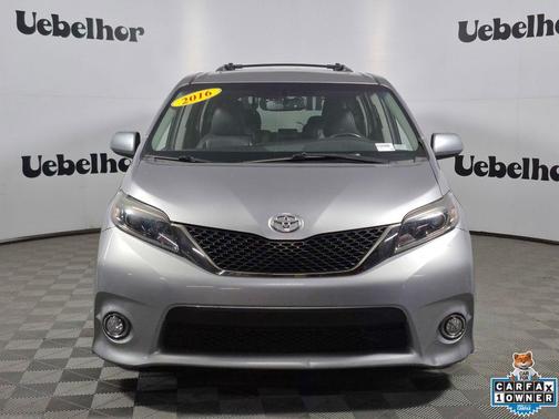 2016 Toyota Sienna SE Premium