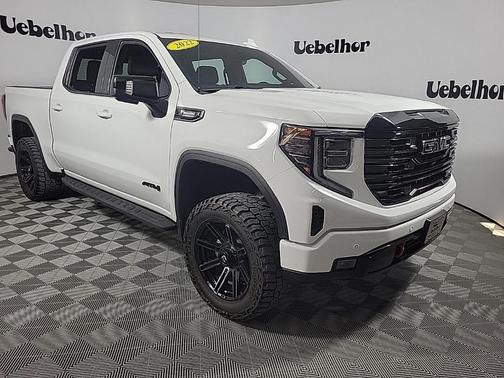 2022 GMC Sierra 1500 AT4
