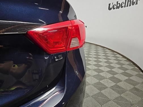 2016 Chevrolet Impala LS