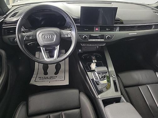 2023 Audi A4 45 S line Premium Plus